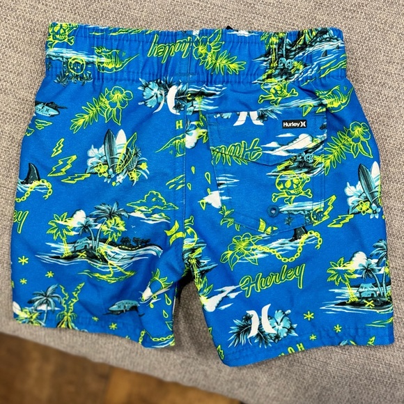 Toddler 2T swim trunks Hurley - Picture 2 of 3